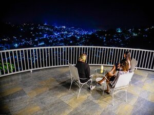 отель The Summit