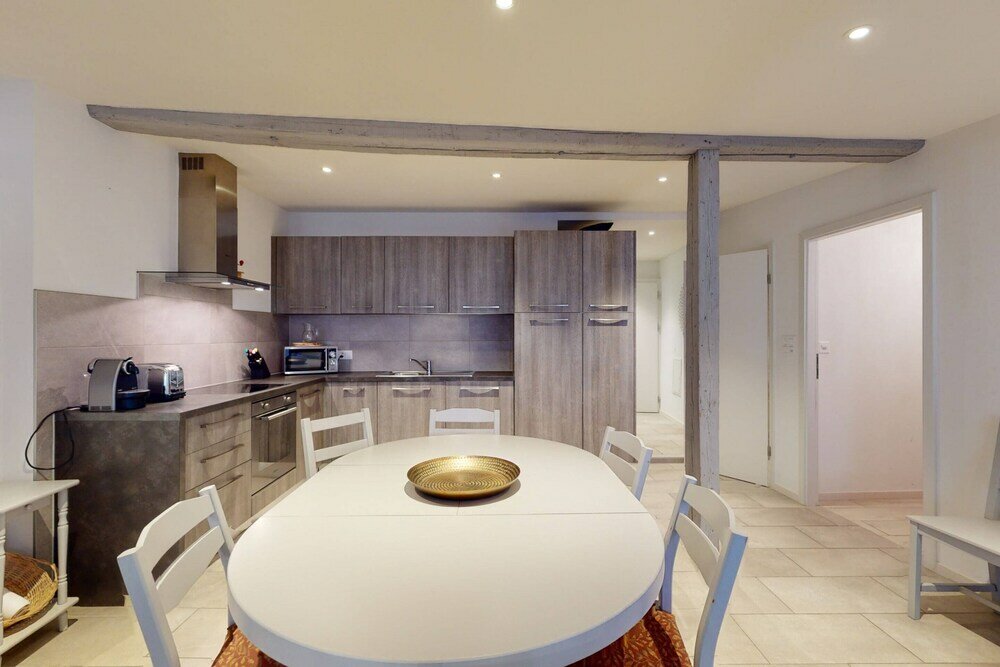 Фото Beautiful Apartment in the Heart of the old City