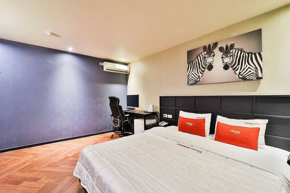 Фото 2heaven Hotel