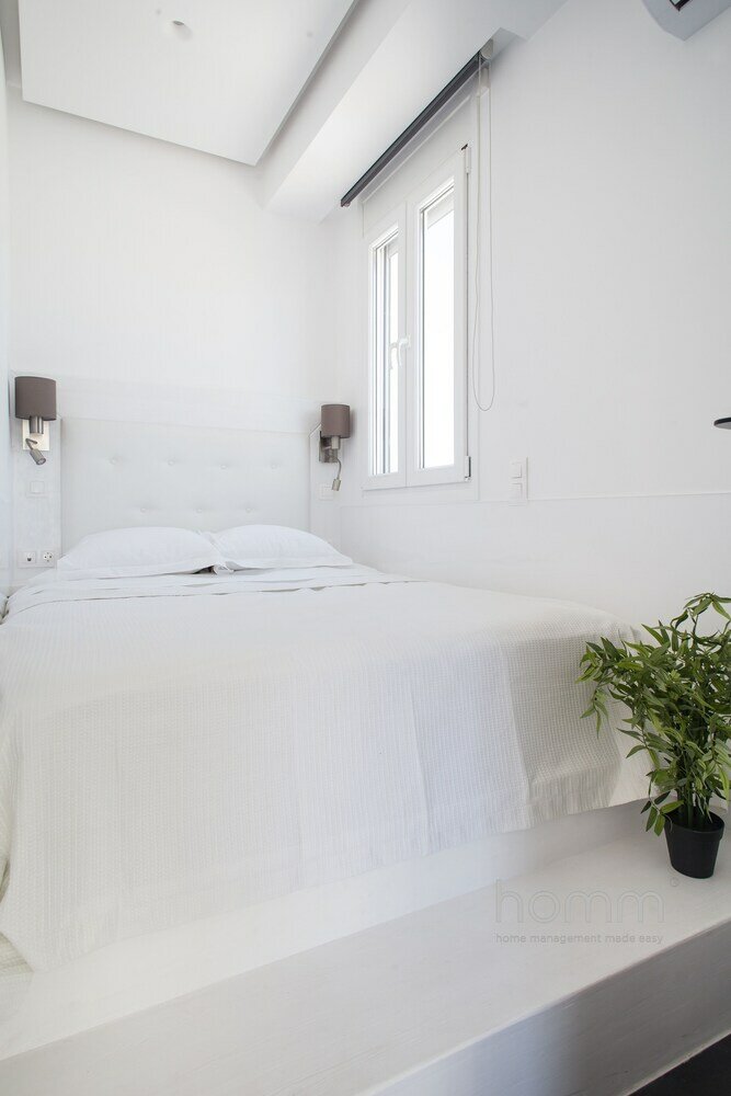 Фото 37.5m² homm Penthouse in Athens with 43m² Terrace