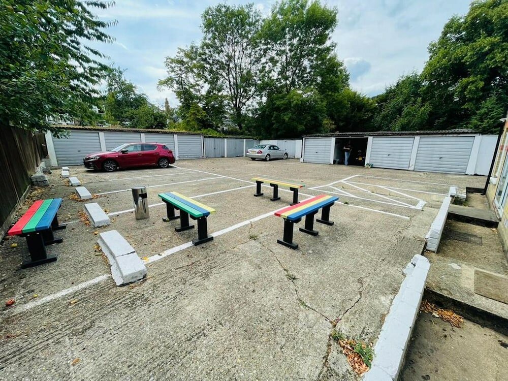 Фото Oyo National Hotel