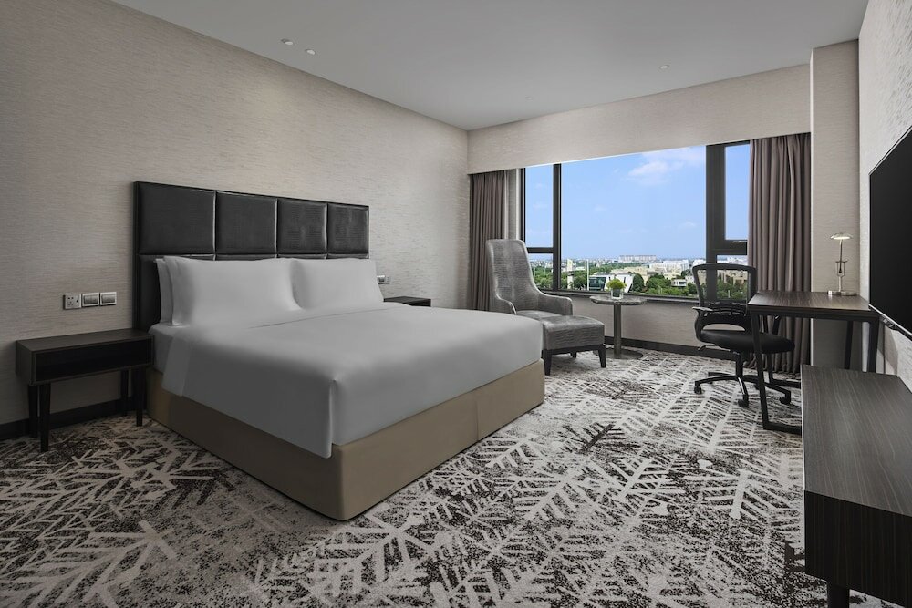 Фото Отель Crowne Plaza Shanghai Jinshan