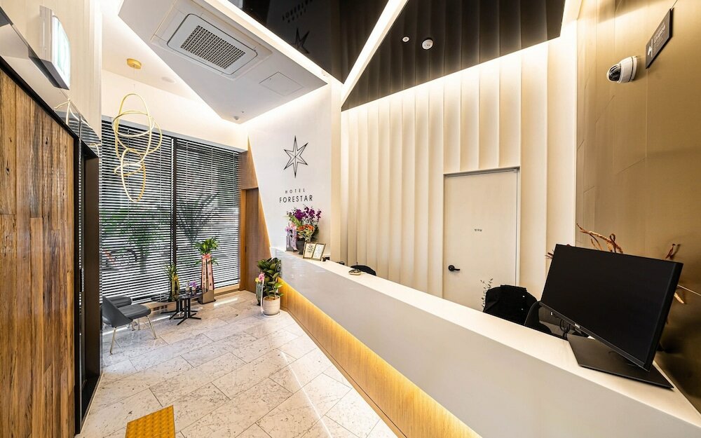 Фото Bulgwang Forestar Hotel