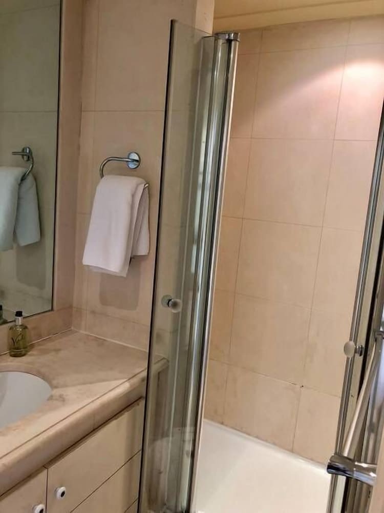 Фото Buckingham Palace View Apartment