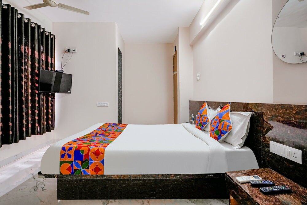 Фото Fabhotel Wakad Villa