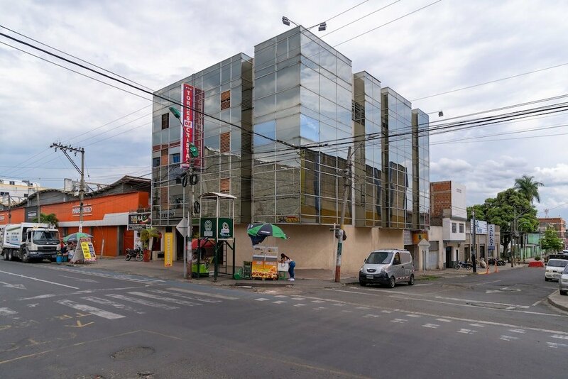 Гостиница Apartahotel Torres de Cristal Cali в Кали