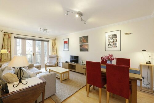 Гостиница Altido Calm 2br Apt w Parking & Patio, near London Eye в Лондоне