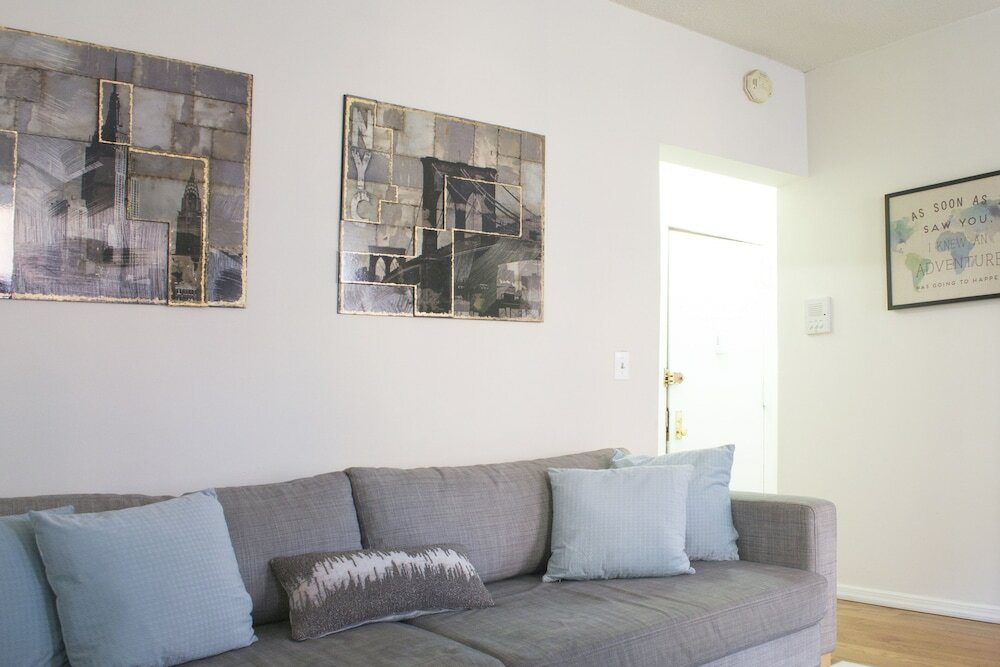 Фото Walk to Columbia Uni & Central Park - 1min To Train