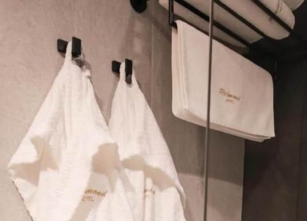 Фото Richmond Hotel