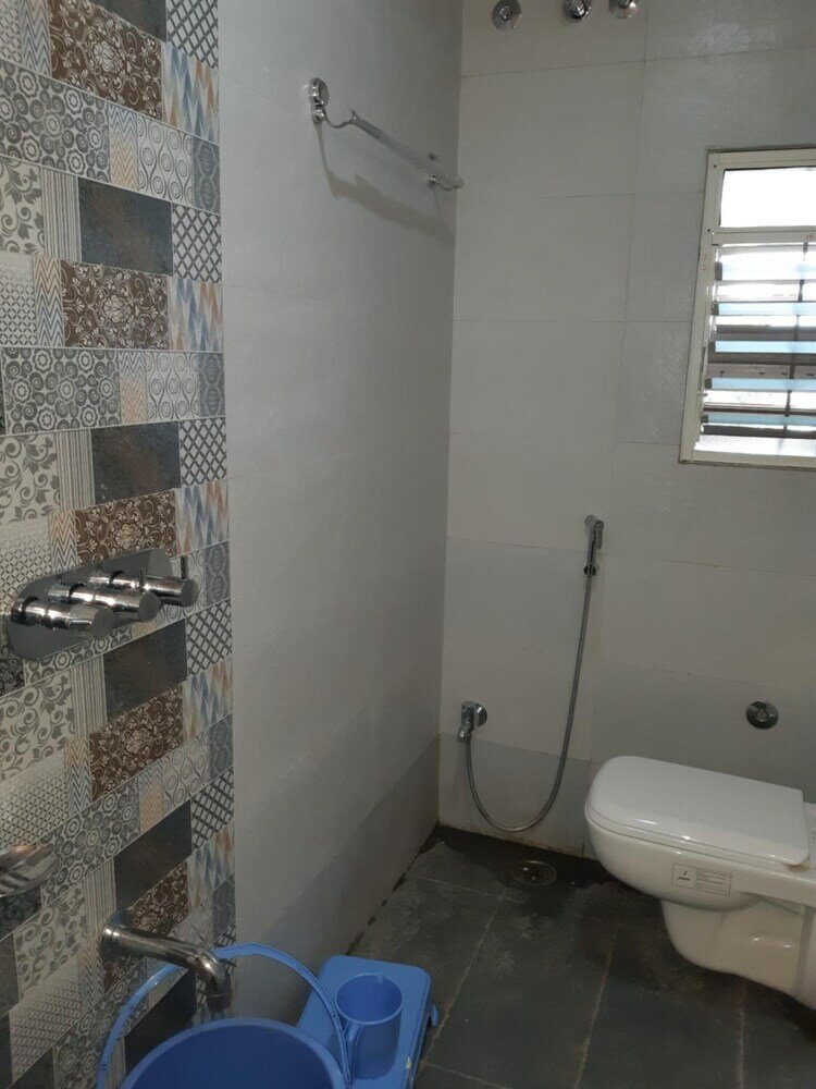 Фото Hotel Pushpak Satara