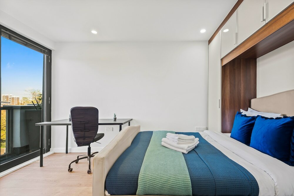 Фото Three Bedroom Apartment in Hoxton
