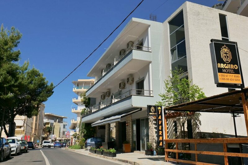 Гостиница Hotel Argjiro