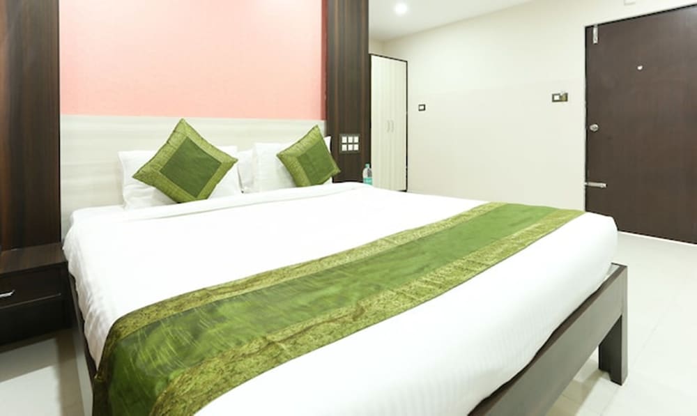 Фото Hotel Habitat Comforts