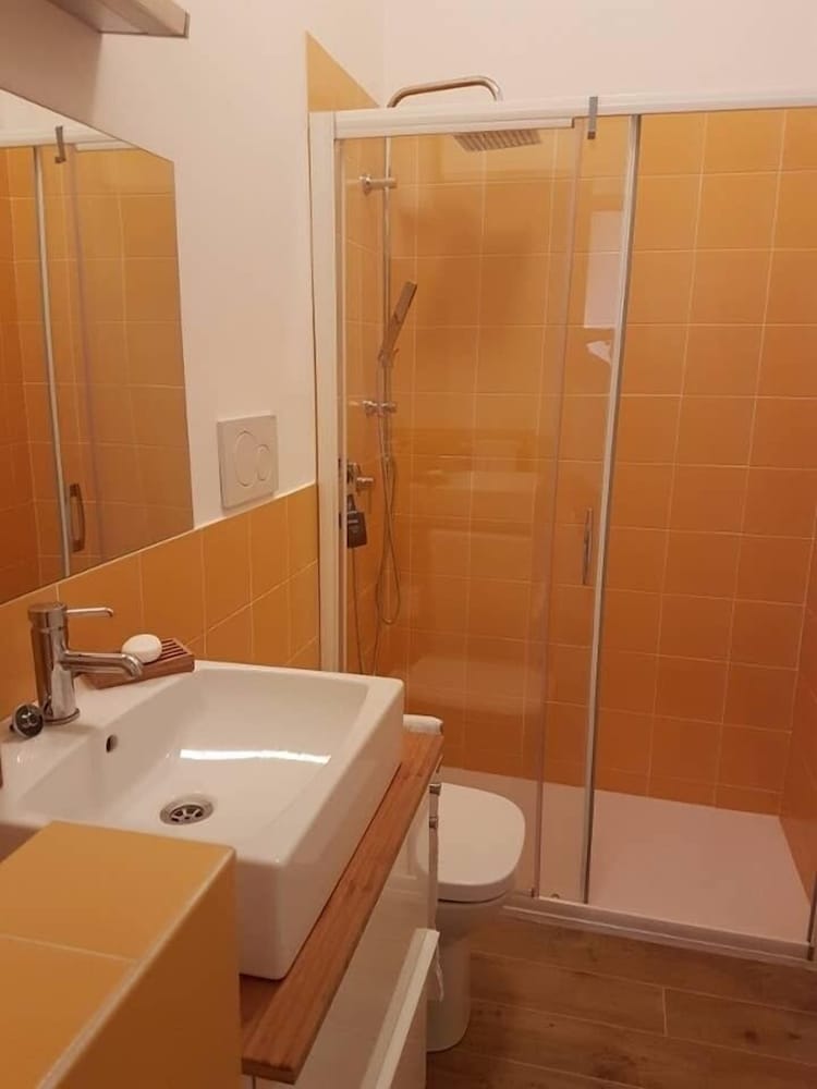 Фото Grimaldi Apartments - Petit Maison