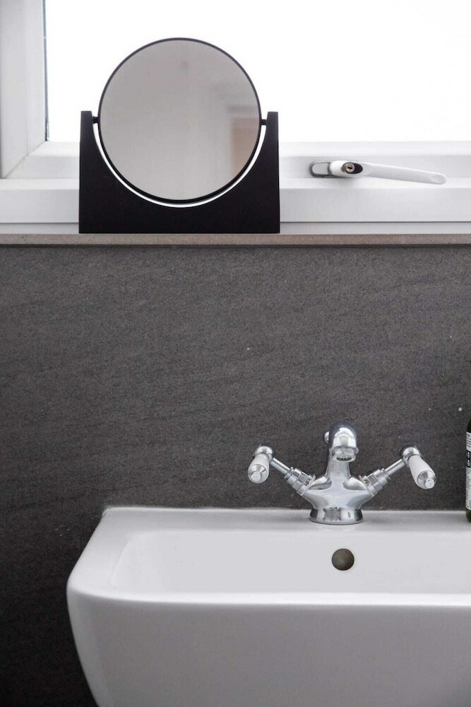 Фото Bright & Spacious 5bd House - Peckham