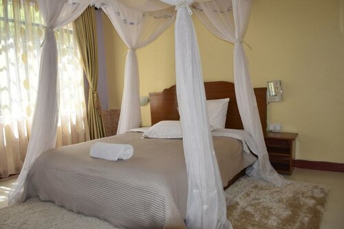 Гостиница Yaris Guest House в Элдорете