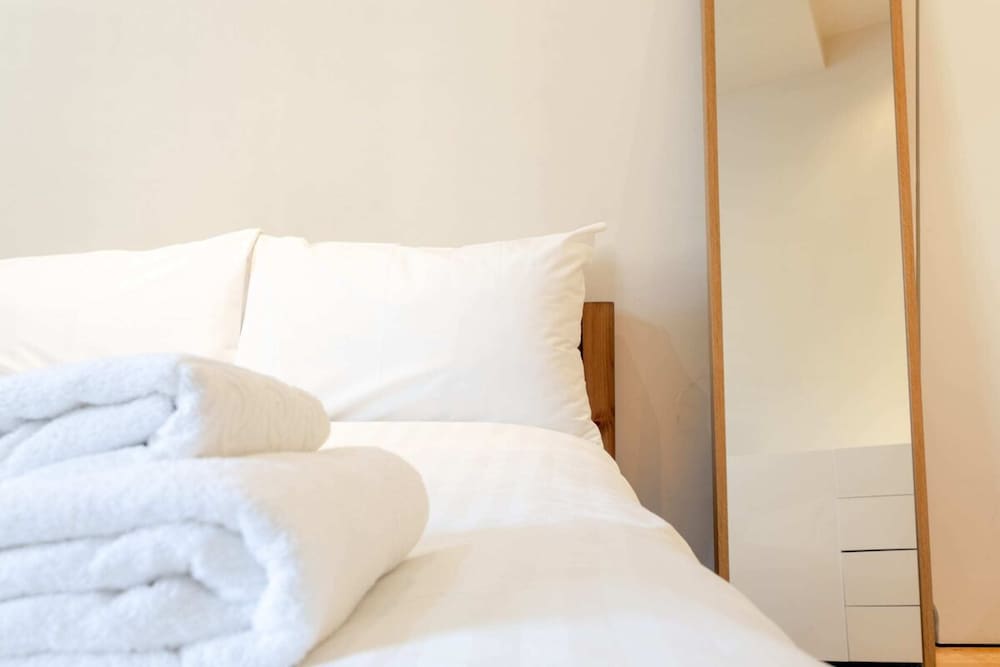 Фото Fantastic 2 Bedroom Apartment in Central London