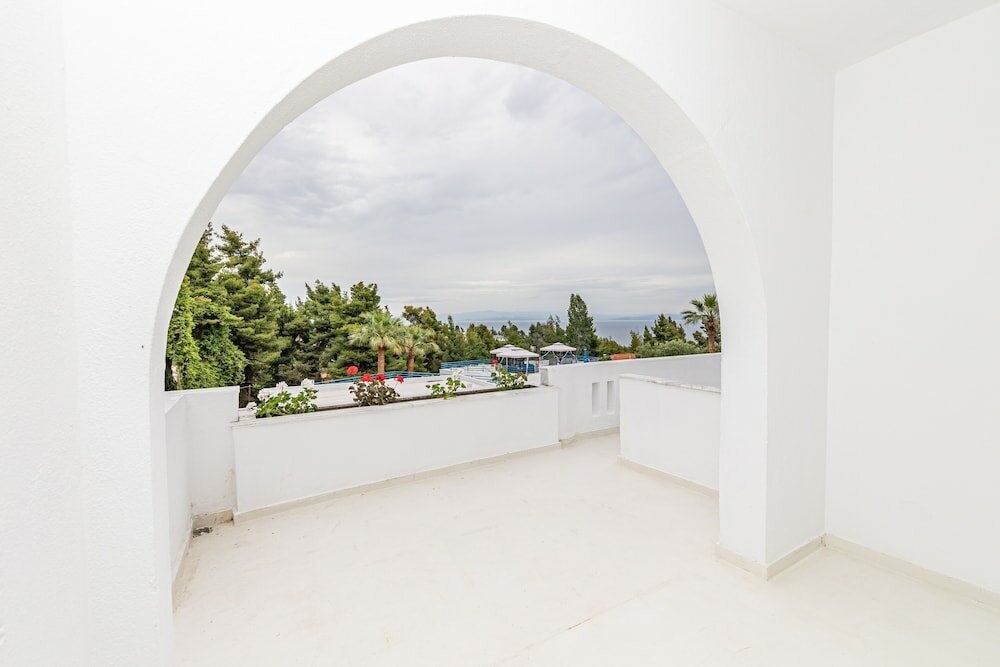 Фото Theo Bungalows Kriopigi