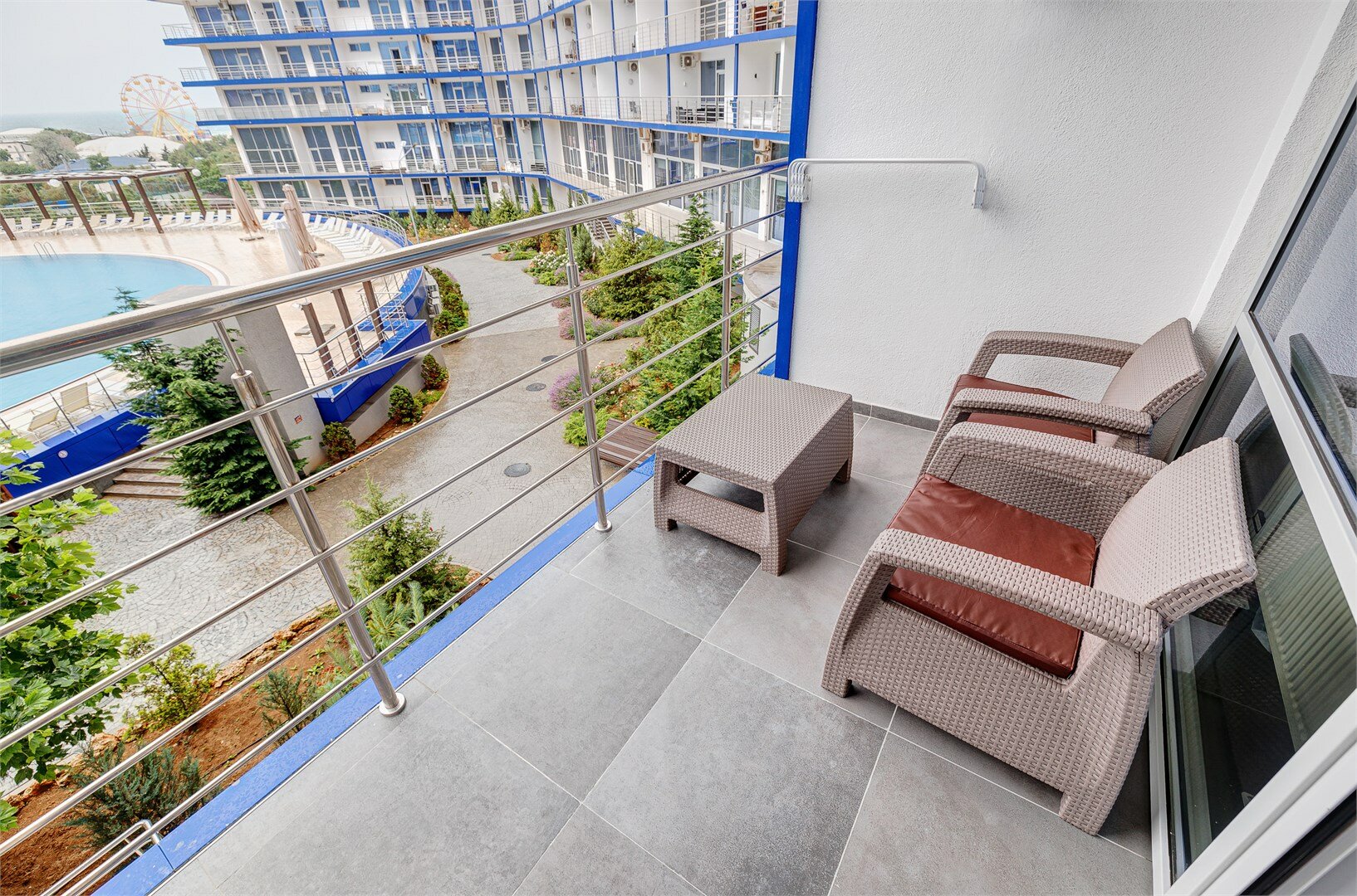 Фото Deluxe Aparts