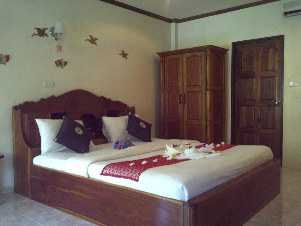 Фото Chaya Resort