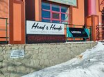 Head&Hands (Älikhanov street, 41/1) ، مصففو الشعر