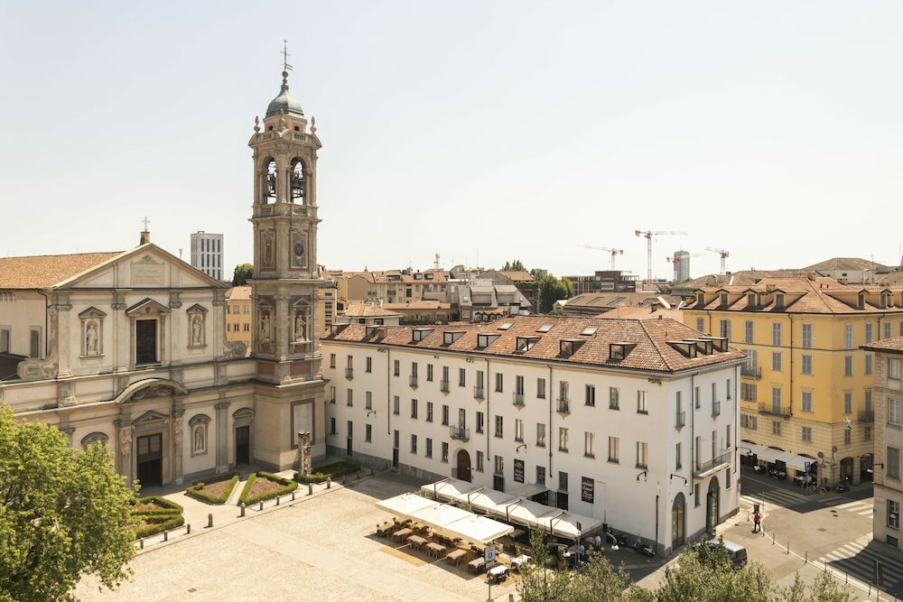 Фото Heart Milan Apartments Duomo District