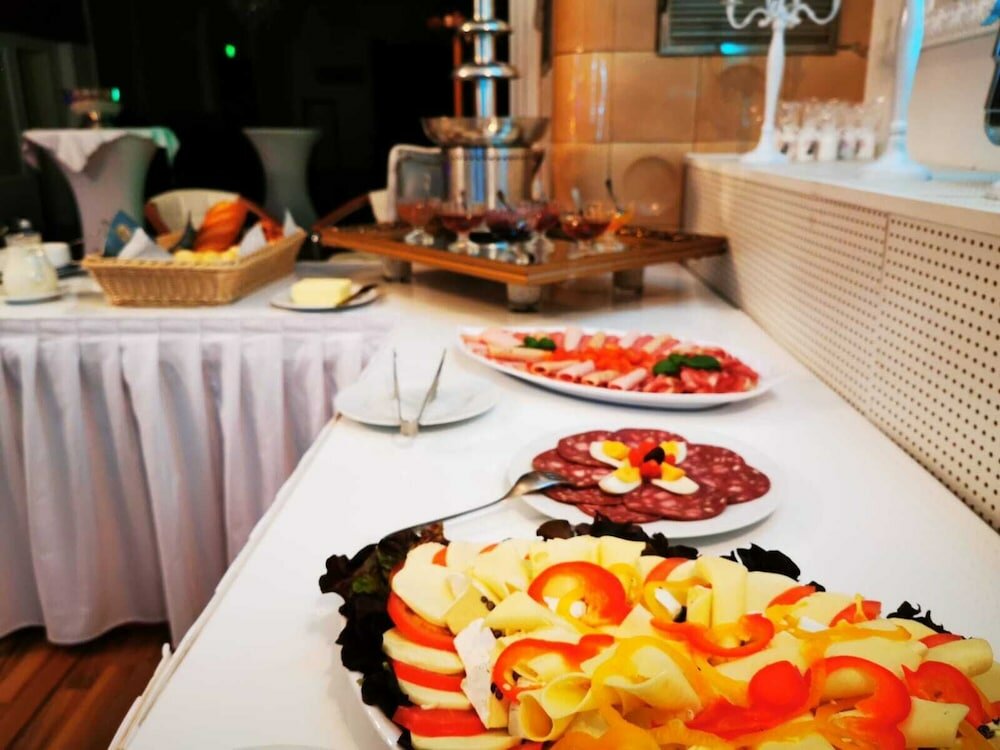 Фото Landgasthaus Kreuz Michelbach