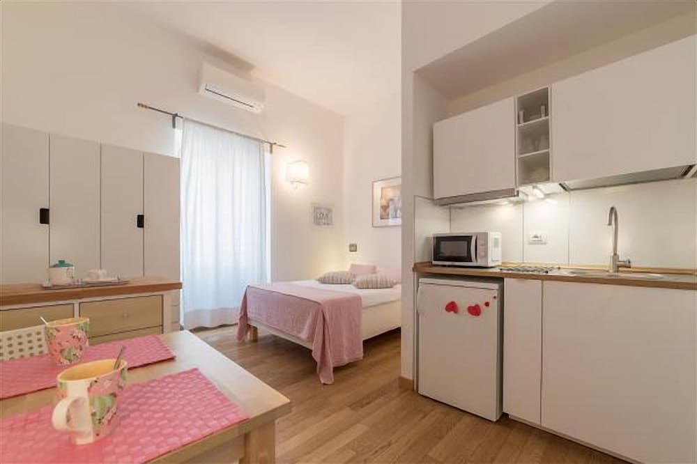 Фото Rome at Home Cozy Studios Apt 1