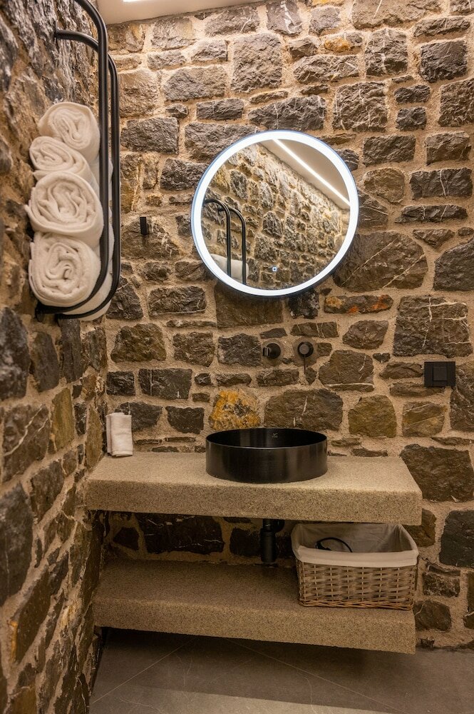 Фото Opal Executive Suites