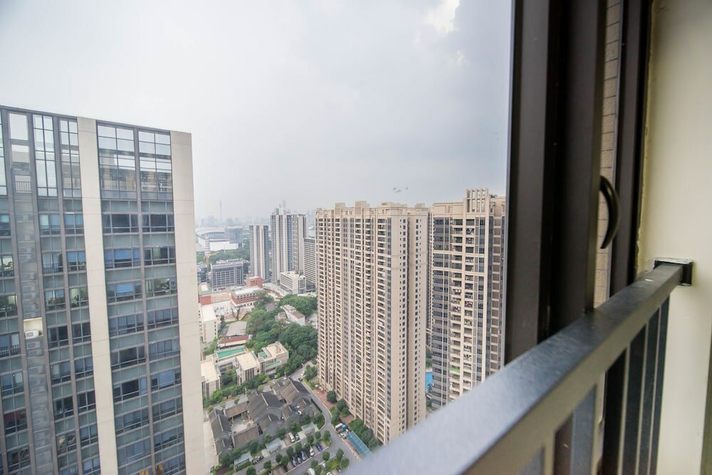 Фото Guangzhou Laiste ApartHotel - Pazhou Exhibition Center Branch