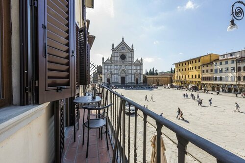 Santa Croce Palace
