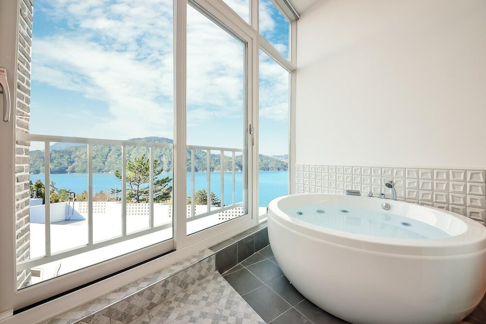 Фото Yeosu Nangman Pension