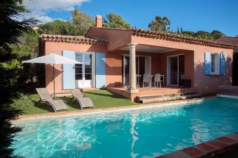 Гостиница Lagrange Vacances - Le Domaine L'Eilen