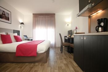 Фото Odalys Paris Levallois