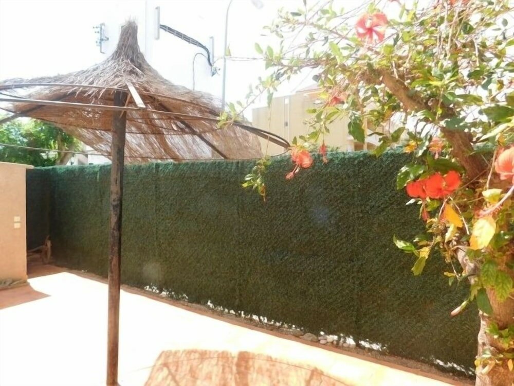 Фото Bungalow EN residencial con piscina