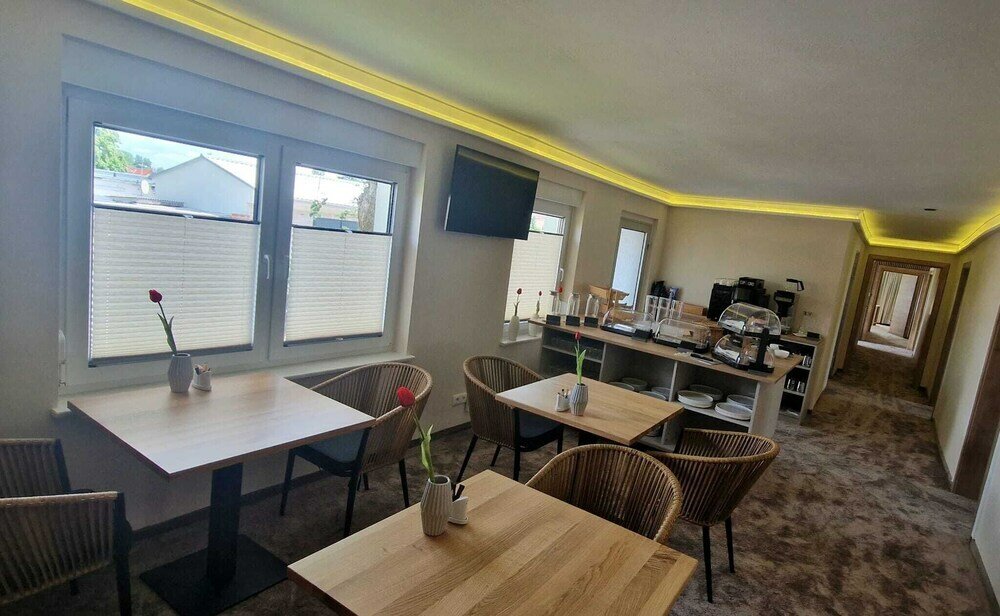 Фото Hotel Rhin Inn