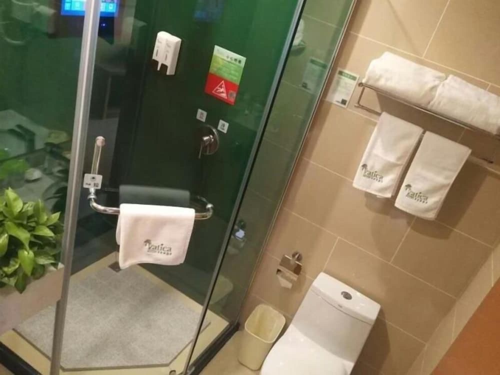 Фото Vatica Qingdao Licang Xiazhuang Hexie Plaza Hotel