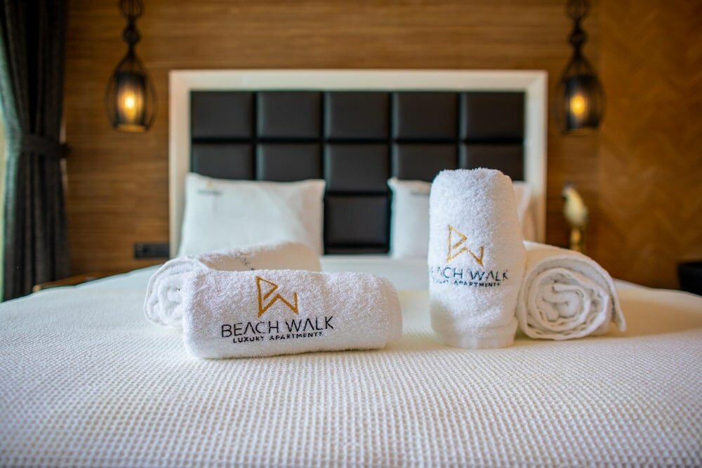 Фото Beach Walk Luxury Suites