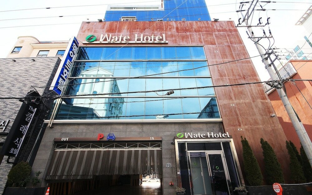 Фото отеля 1