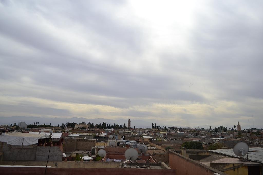 Фото Riad Charik