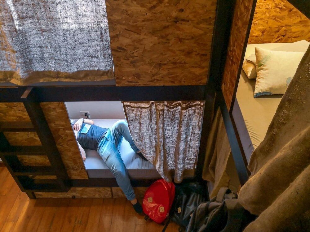 Фото Spinning Cat Hostel - Adults Only