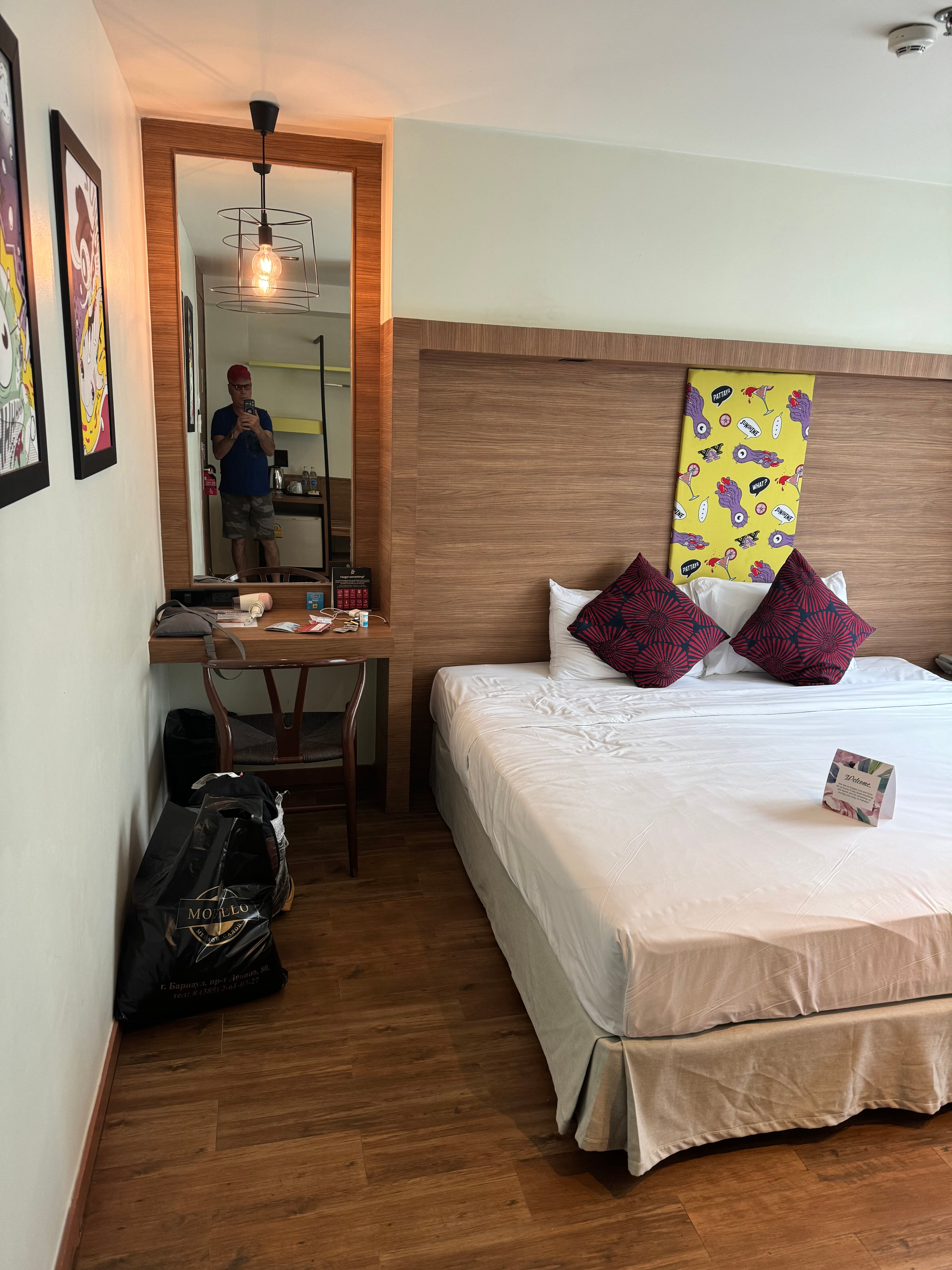 Фото Sunshine Hip