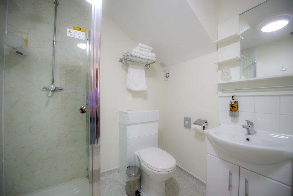 Фото Отель Fox Connaught London ExCeL