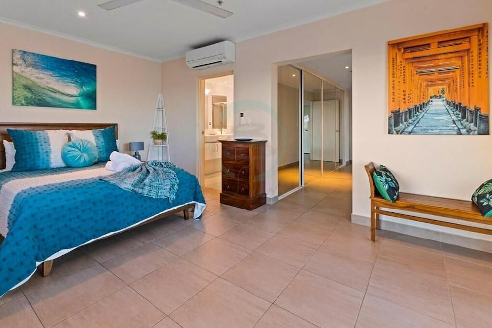 Фото Signatures on Woods - Pinnacle