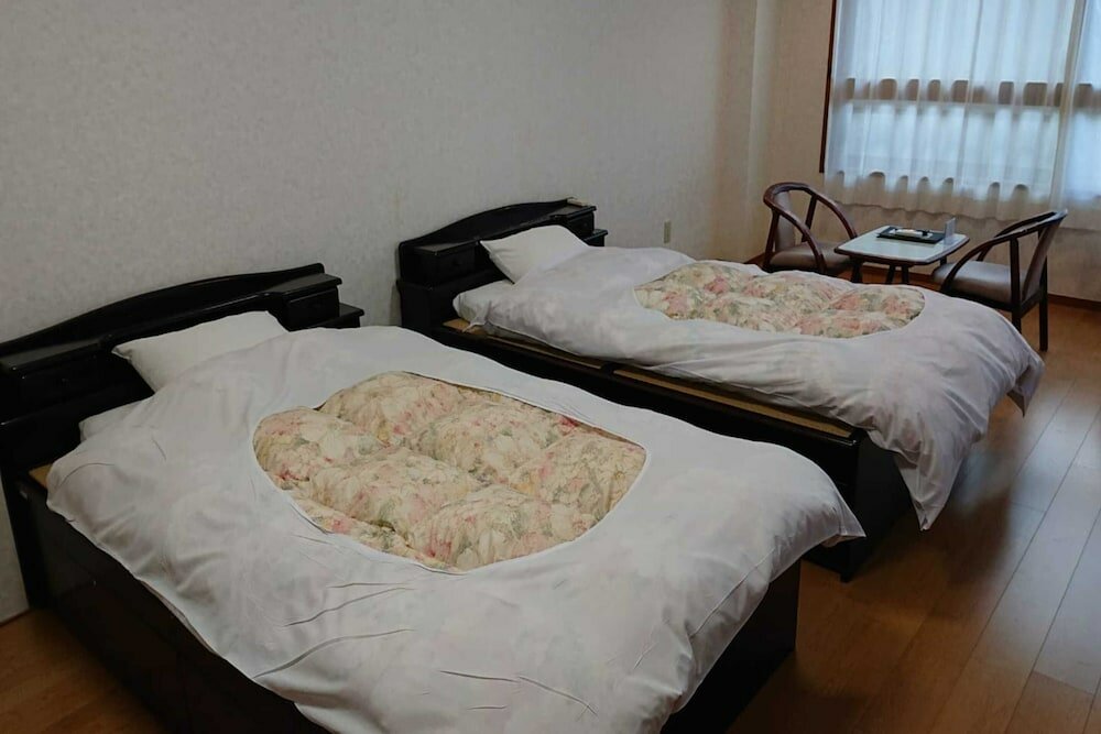 Фото Komagane Onsen Hotel