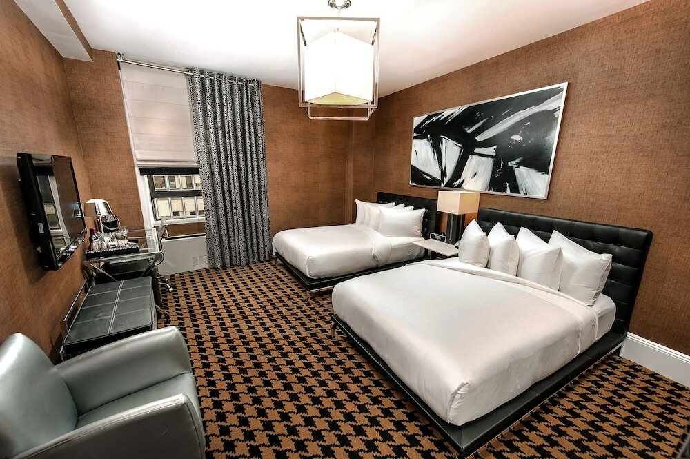 Фото Ameritania Hotel at Times Square