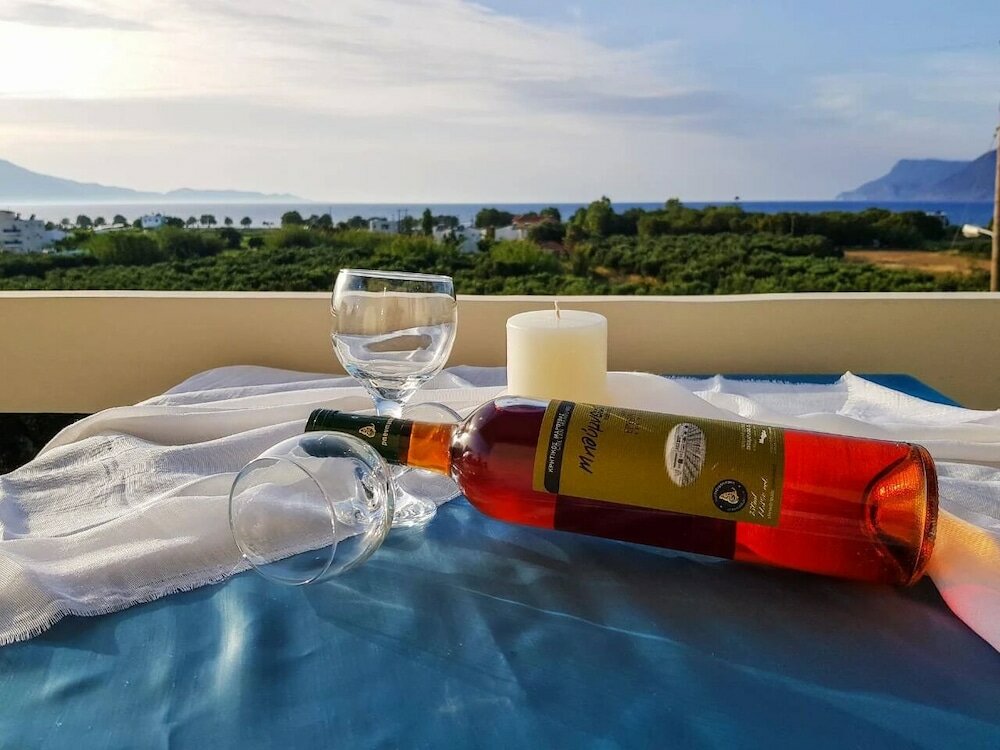 Фото Marianos Apartments