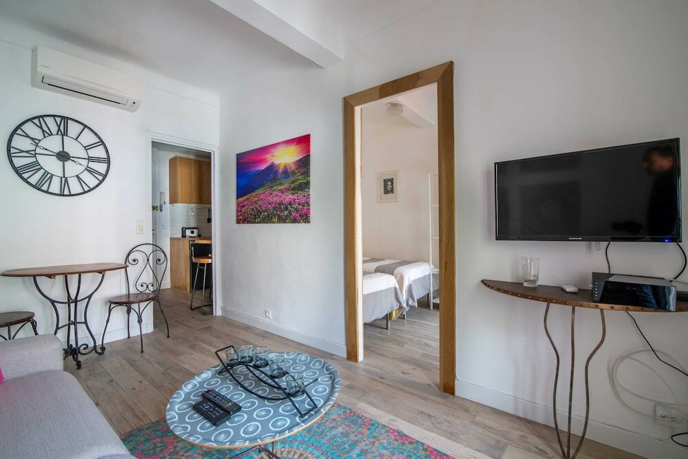 Фото Bright and Stylish Kennington Gem