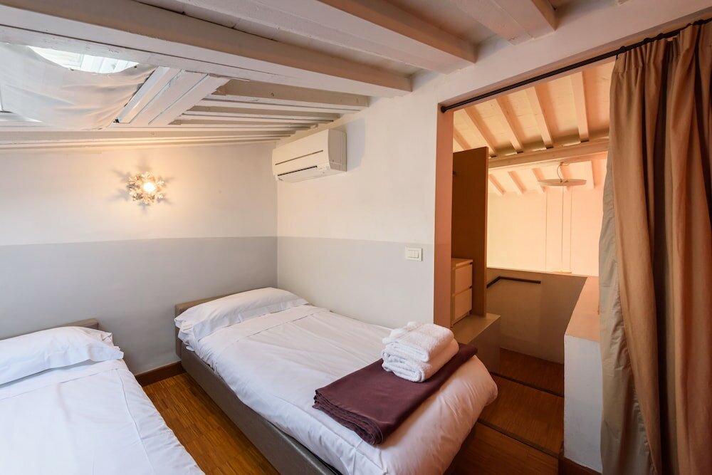 Фото Palazzotto Pitti