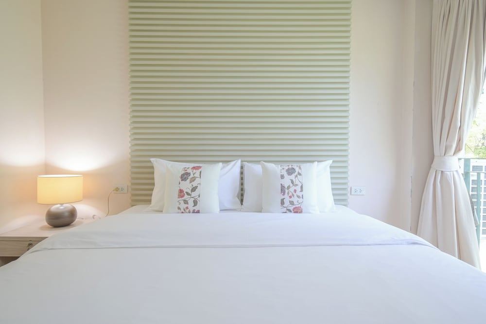 Фото Shamrock Hotel Pattaya